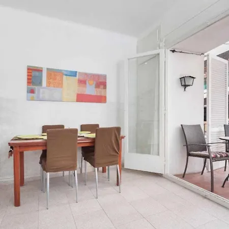 Maribeach Apartment *